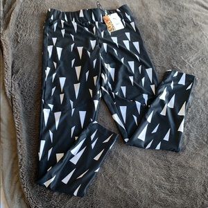 NWT Puma Natural Men’s activewear leggings - M